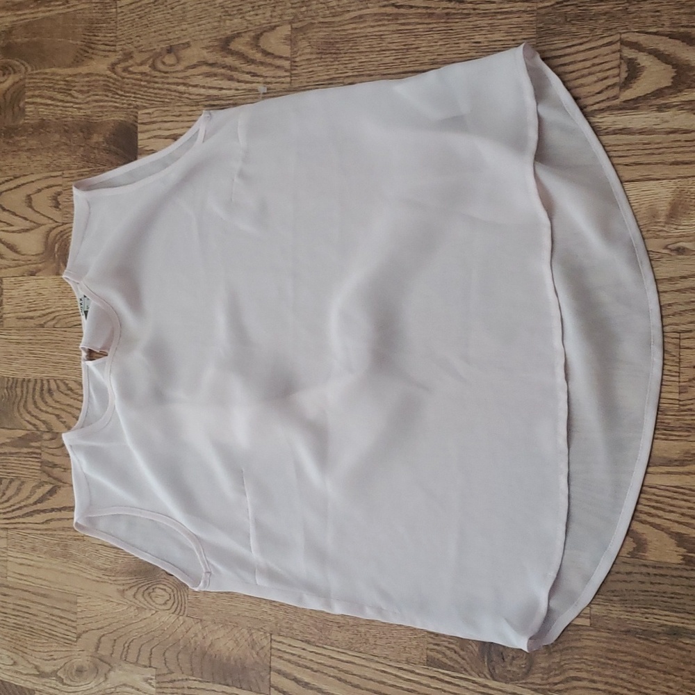 (6) MEXX Pastel Keyhole Back Cutout Flowy Loose Slightly Sheer